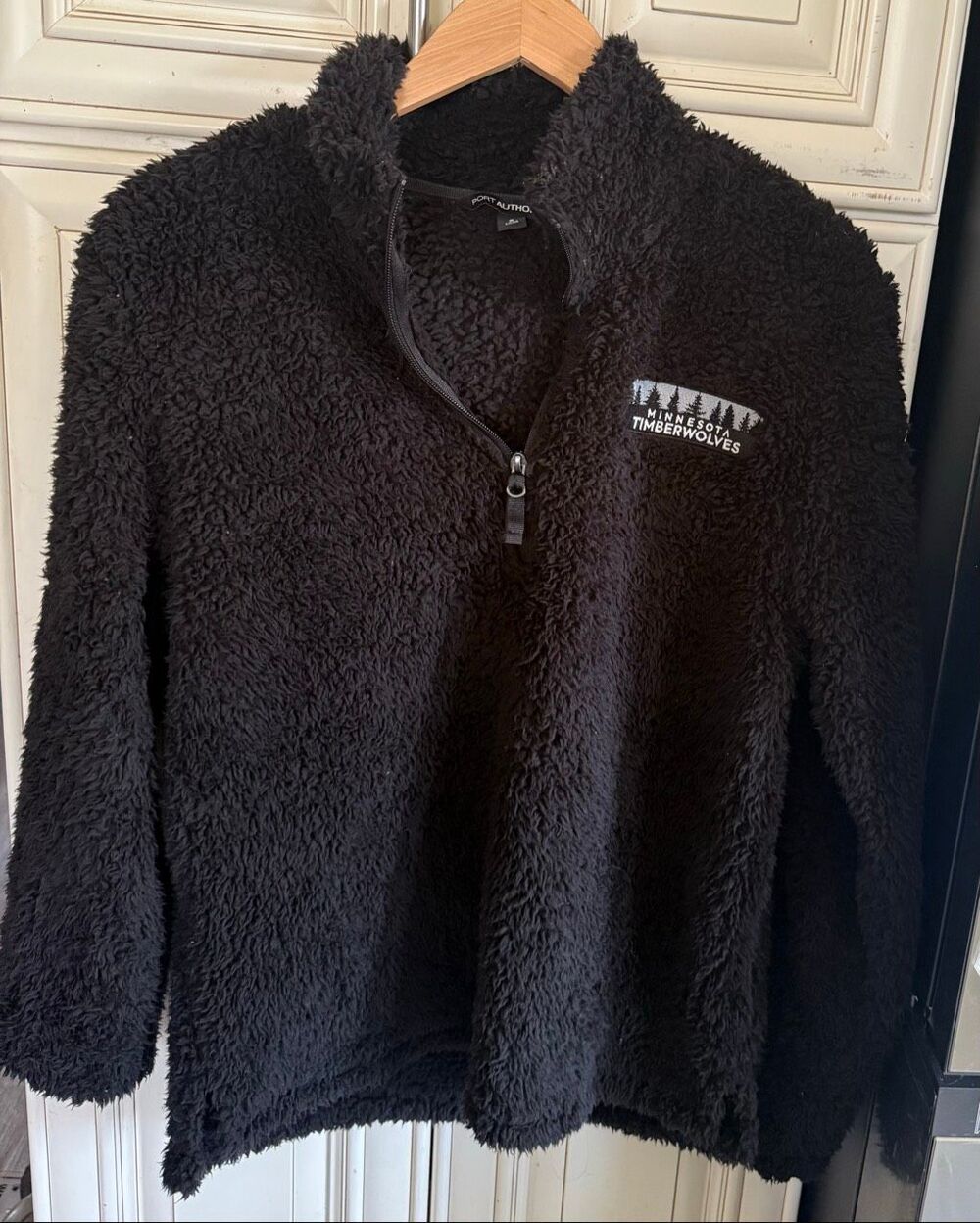 Port Authority NBA Minnesota Timberwolves 1/4 Zip Sherpa Pullover Black Small